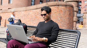 remote-working-Fernando-Raymond