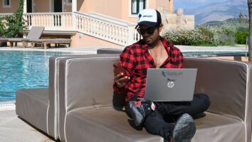 Fernando-Raymond-looking-at-SEO-ranks-and-crafting-SEO-packages-for-business